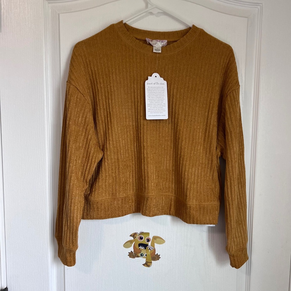 Band of the Free Ribbed Long Sleeve Top Gold Mustard Crew Neck Pullover S NEW